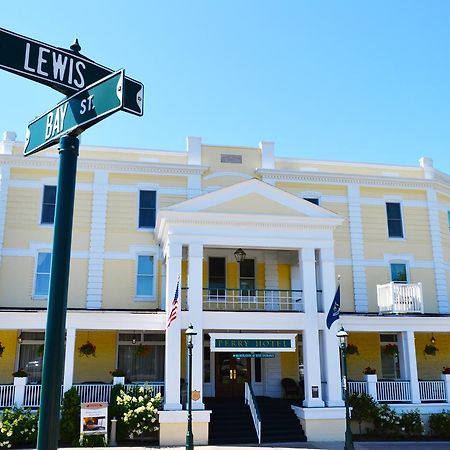 Perry Hotel Petoskey Extérieur photo