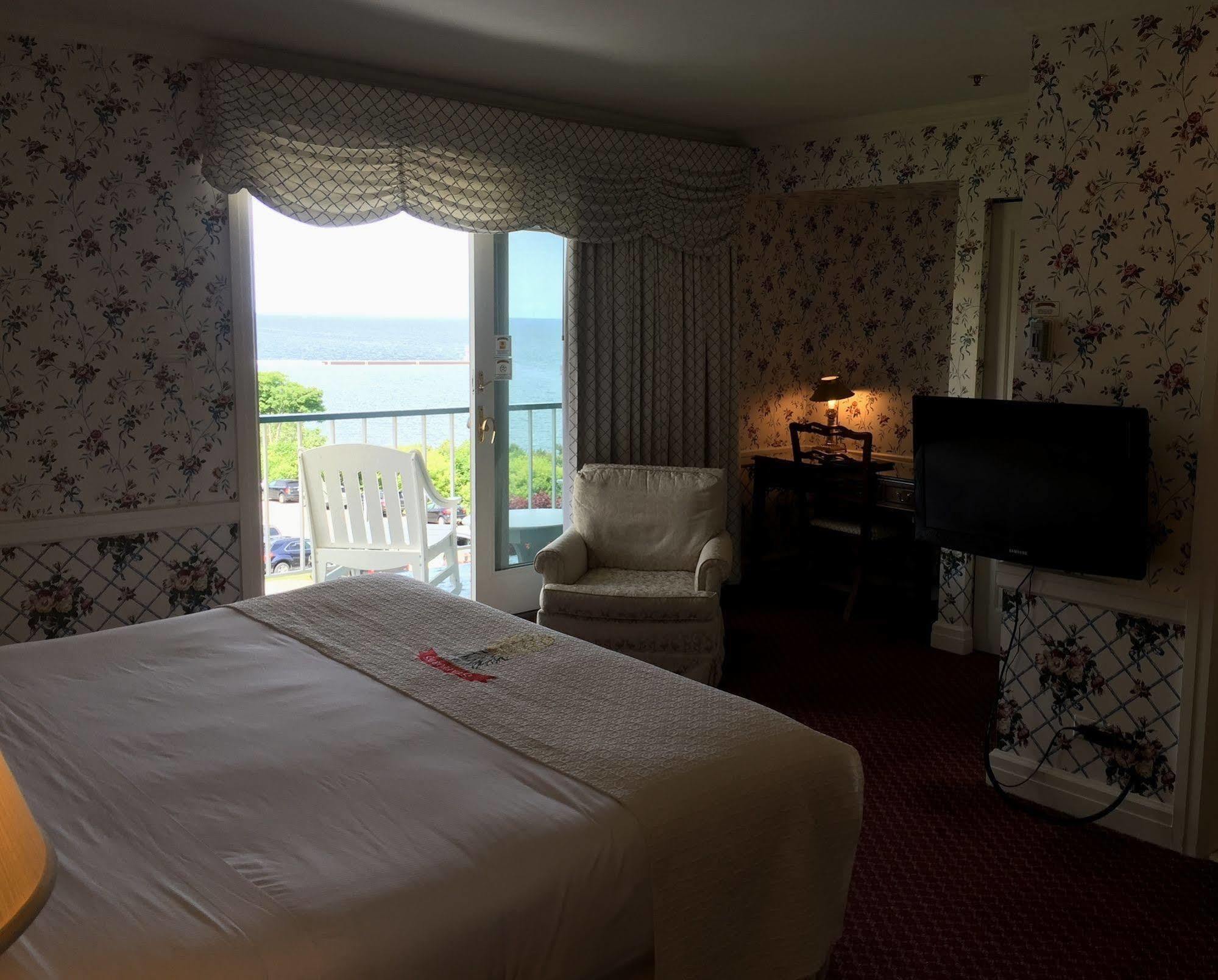 Perry Hotel Petoskey Extérieur photo